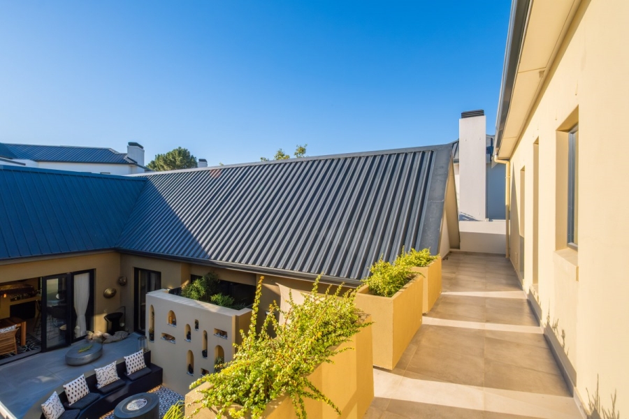 4 Bedroom Property for Sale in Val De Vie Estate Western Cape